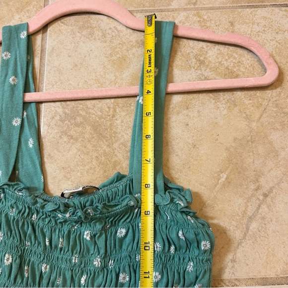 American Eagle Outfitters Teal Daisy Smocked Crop Top - Picture 6 of 6
